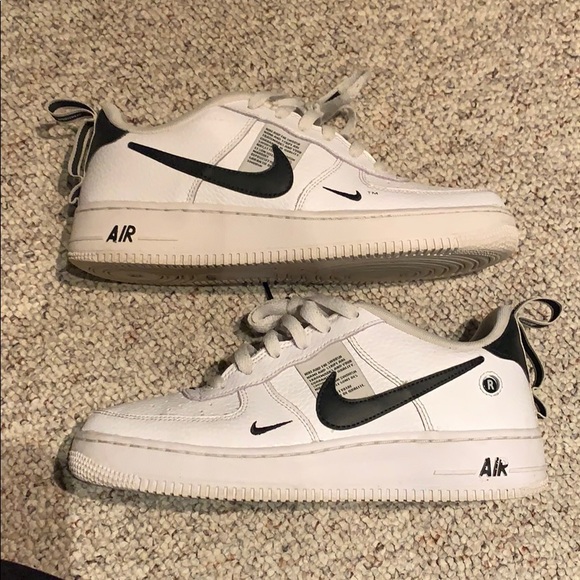 nike air force 1 07 lv8 overbranding